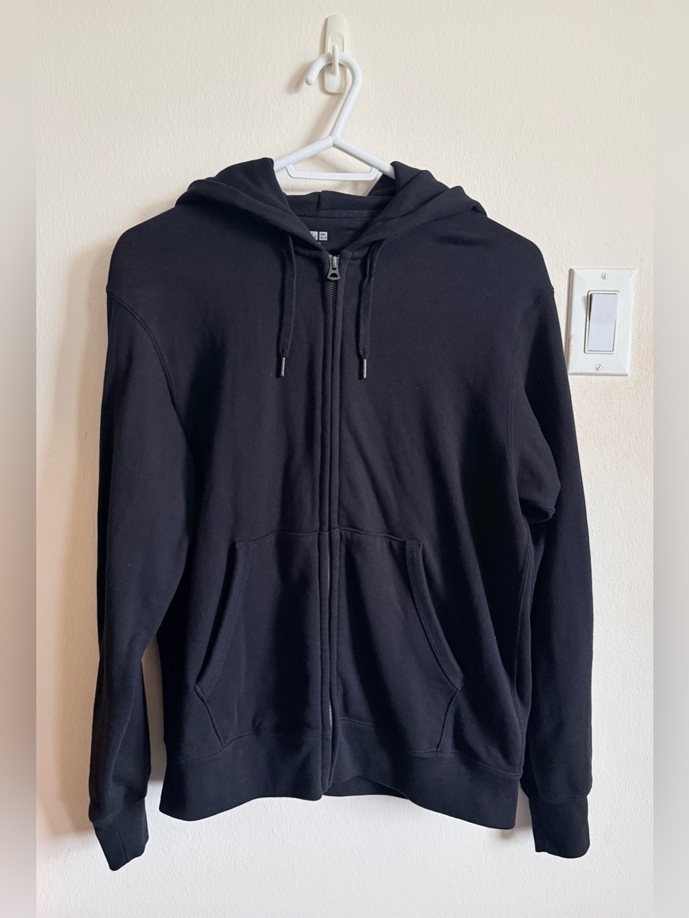 UNIQLO - Full Zip Hoodie - Men’s / Unisex - Size S - Black - Brand New!